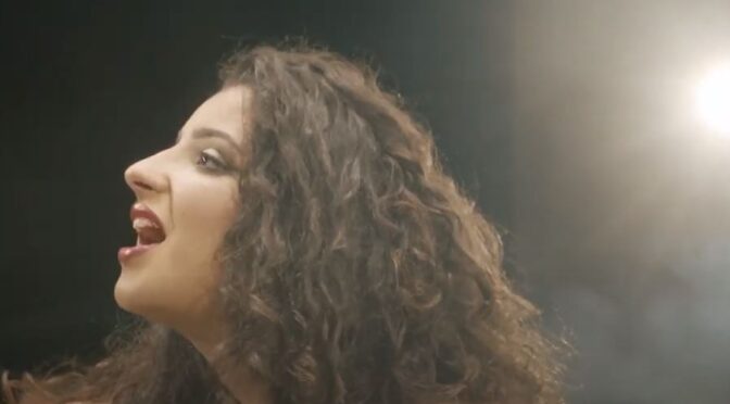 Christina Magrin releases ‘Int Biss’ music video