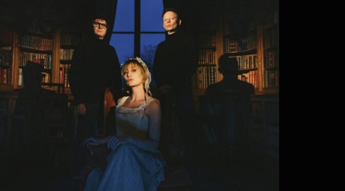 Hooverphonic are ‘Thinking About You’