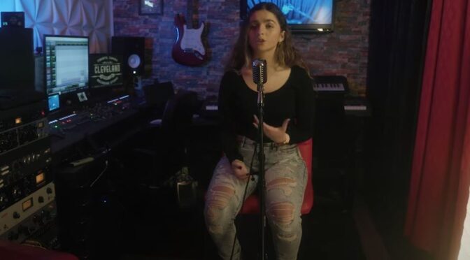 Vicky Rai and her lovely version of ‘Traces’ by Shayan Regan