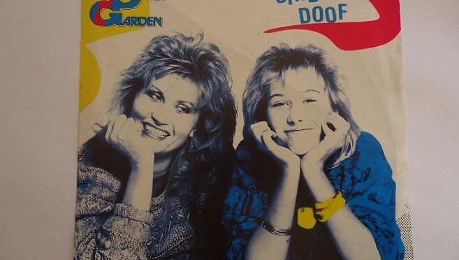 JUNGS SIND DOOF – CHRIS GARDEN & MAXI