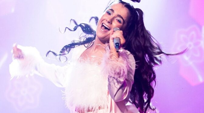 BROOKE FROM IRELAND PERFORMED A NEW SONG