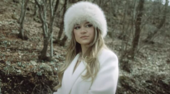 Aroilda and her beautiful new release ‘Akoma Pres’