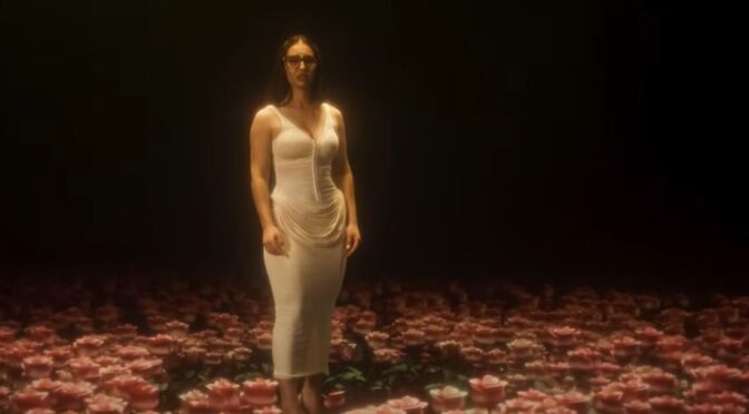 Klavdia releases official music video for ‘Sintrimmia’