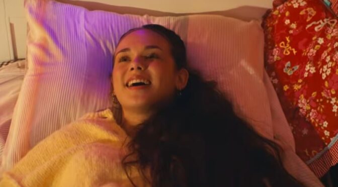 Luna Sabella is back with her new song ‘MIA VITA’