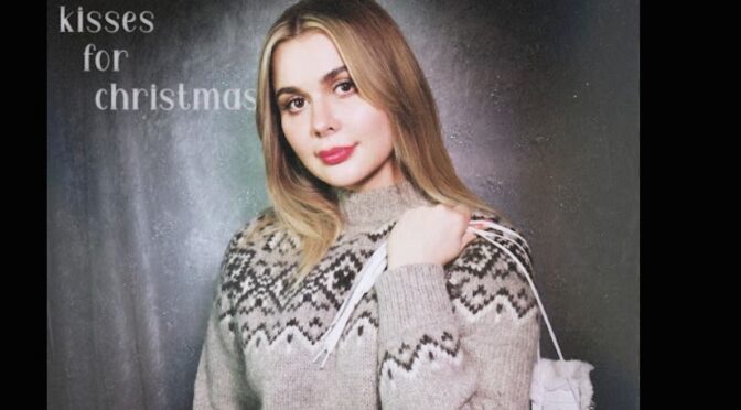 Emmelie de Forest gives us ‘Kisses for Christmas’ EP