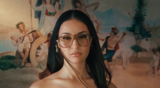 Klavdia and her latest song ‘Ánemos’