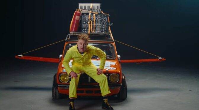 LOOK MUM NO COMPUTER releases ‘Eins, Zwei, Drei’ for United Kingdom at 2026 Eurovision