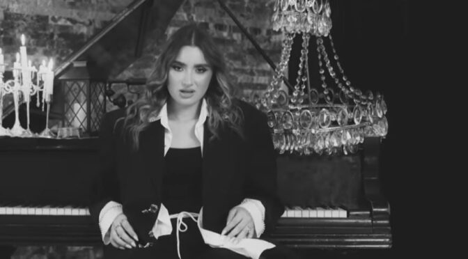 Ani Mnatsakanyan and her beautiful cover of ‘Voilà’